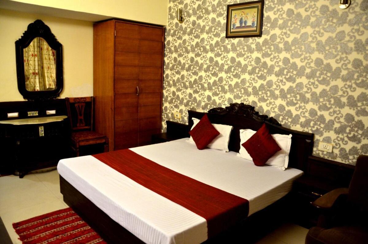 Hotel City Paradise Chandīgarh Esterno foto