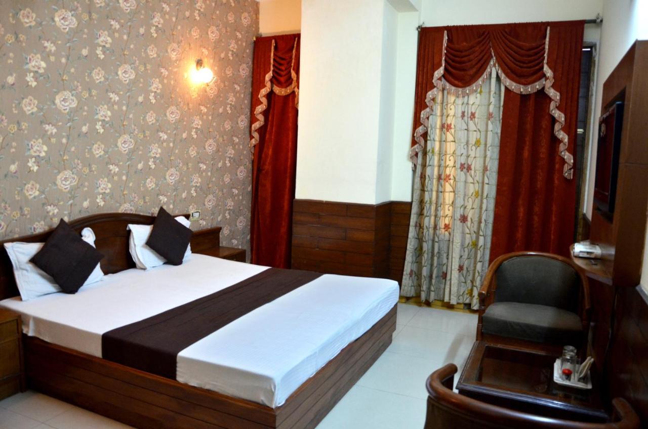 Hotel City Paradise Chandīgarh Esterno foto