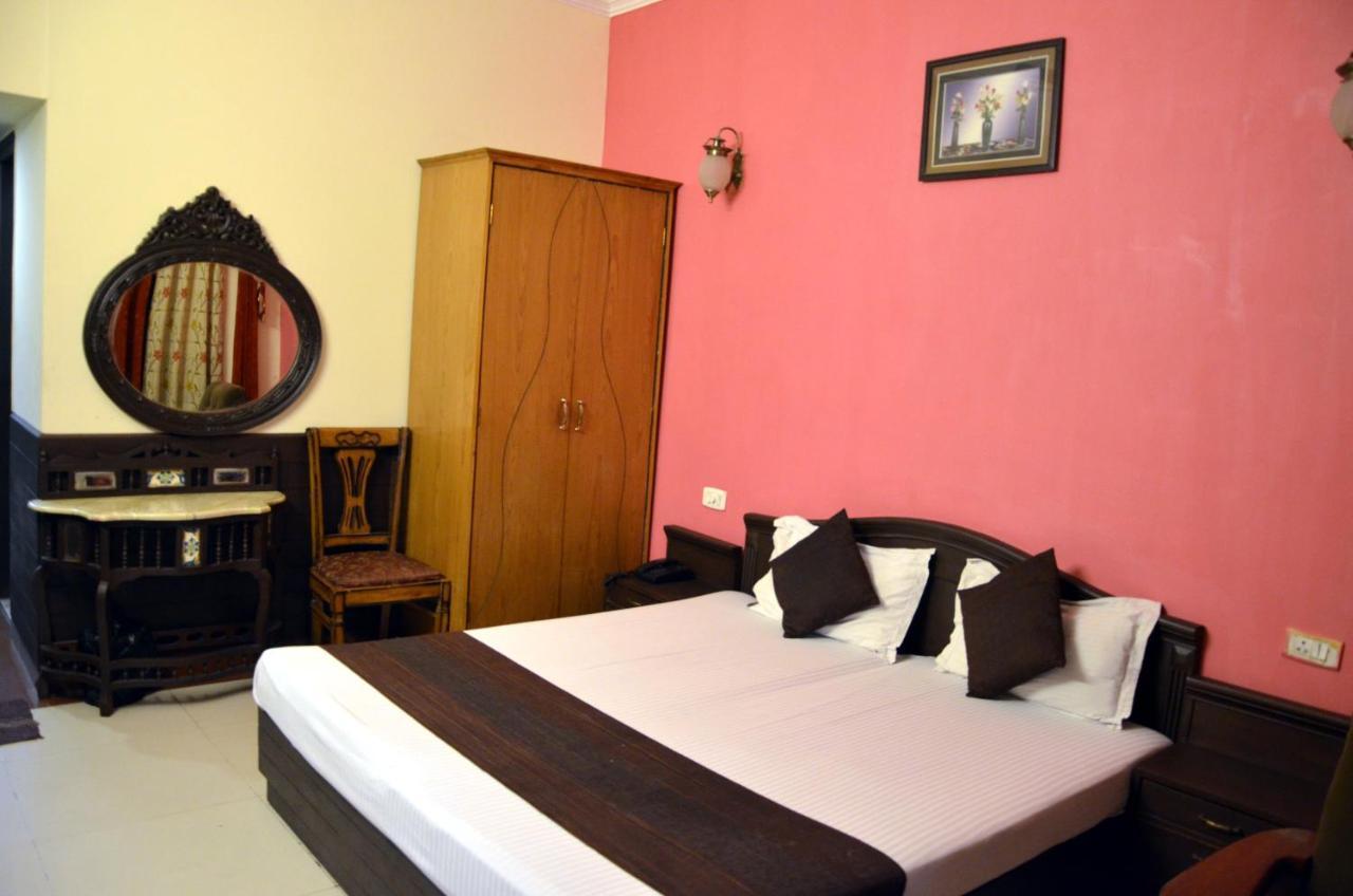 Hotel City Paradise Chandīgarh Esterno foto